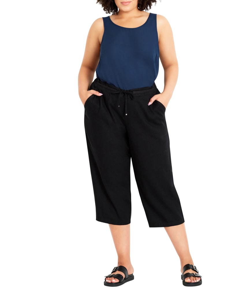 Front of a model wearing a size 18 Sydney Cropped Linen Pant in Black by Evans. | dia_product_style_image_id:297760